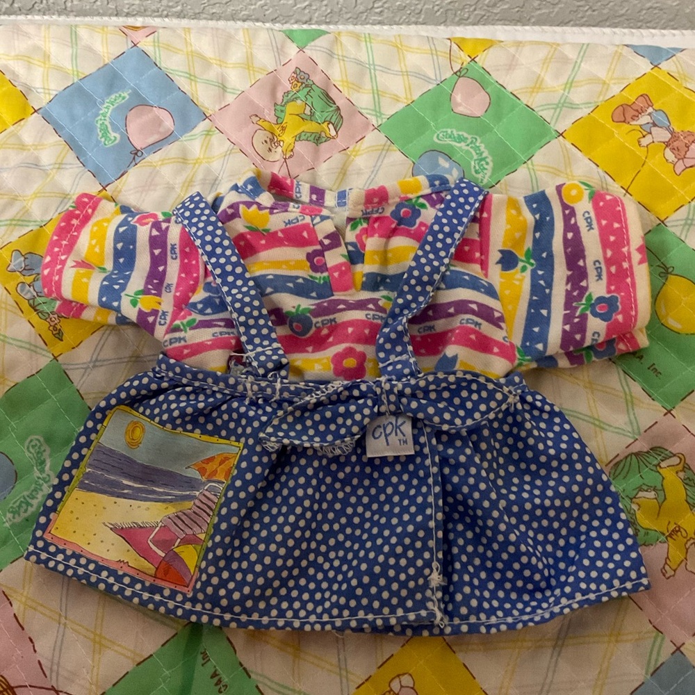 Vintage Cabbage Patch Kids Girl Hard To Find Mattel’s First Edition Outfit